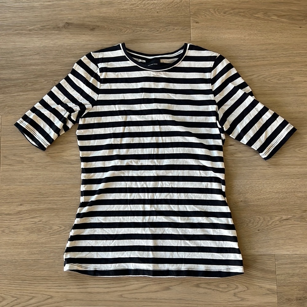 Who What Wear Women’s T Shirt Size XS